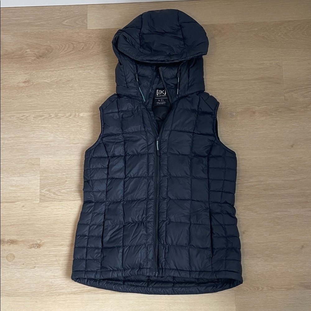 Burton AK Women’s Puffer  Dark Quilted Hooded Large Vest
